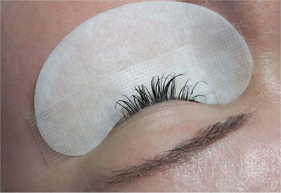 How to apply eyelash