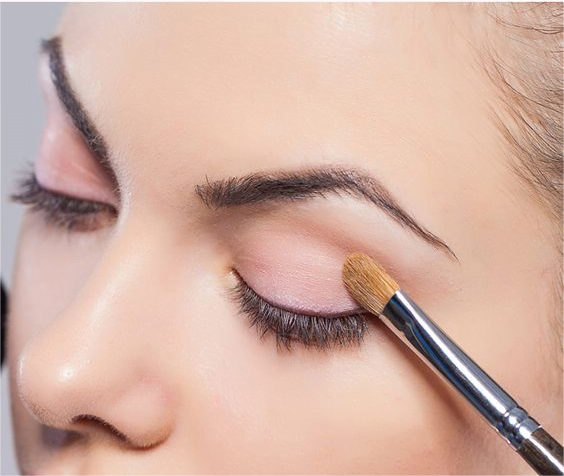 What Are Some Tips For Applying Eye Makeup? (2023) What Is Eye Makeup